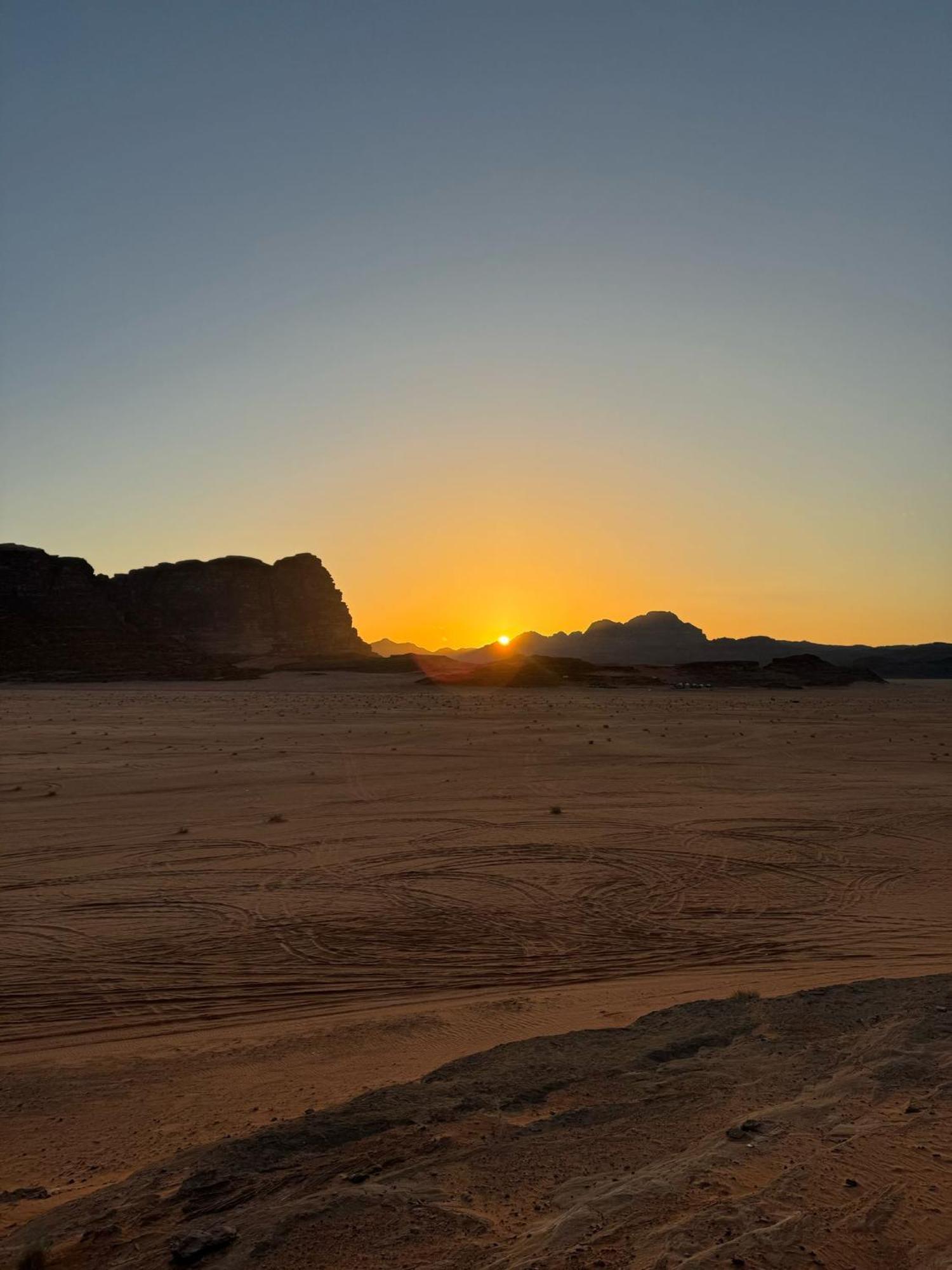 فندق Sunrise Luxury Camp وادي رم المظهر الخارجي الصورة